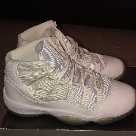 Air Jordan 11 - Retro Silver Anniversary 2010 - Picture 2 of 4